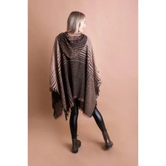 Mocha Herringbone Tweed Hooded Frayed Edge Knit Poncho - Picture 3 of 4